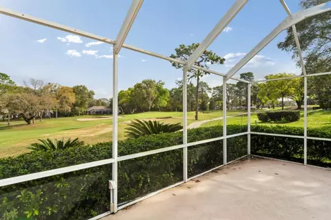 Exterior - 375 E Liberty St, Hernando, FL 34442 photo 11 of 18