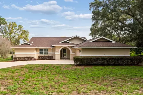Exterior - 375 E Liberty St, Hernando, FL 34442 photo 4 of 18