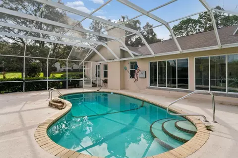 Exterior - 375 E Liberty St, Hernando, FL 34442 photo 9 of 18
