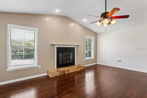 Living - 375 E Liberty St, Hernando, FL 34442 photo 3 of 12