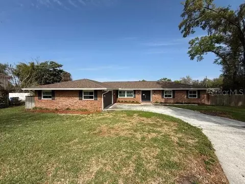 1102 Fredrick Ln, Brandon, FL 33511