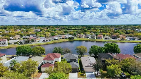 7951 Carriage Pointe Dr, Gibsonton, FL 33534