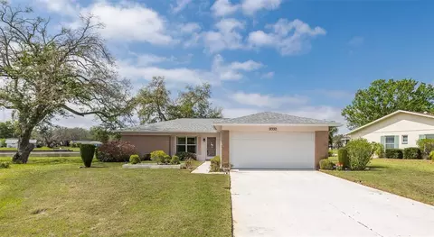 8330 Divot Way, Port Richey, FL 34668