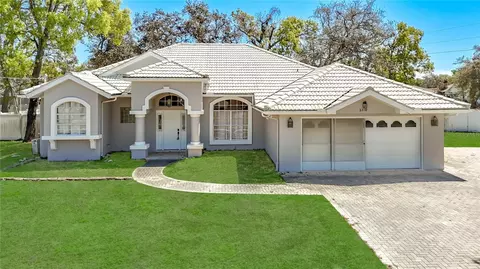 3310 Deltona Blvd, Spring Hill, FL 34606