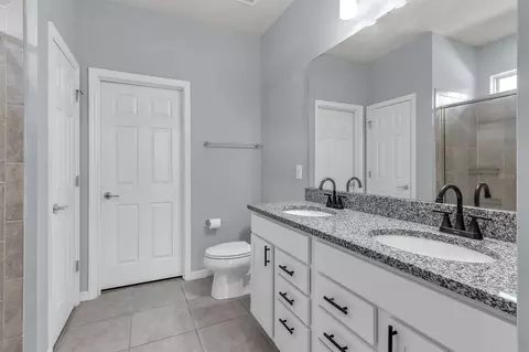 Bath - 12653 Palapa Loop, Spring Hill, FL 34610 photo 2 of 3
