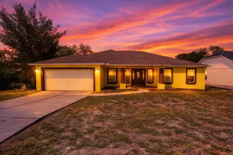 7253 Lamplighter St, Spring Hill, FL 34606