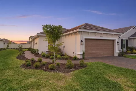 29485 Velletri Ln, Wesley Chapel, FL 33543