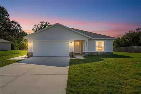 8130 Ridge Rd, Weeki Wachee, FL 34613