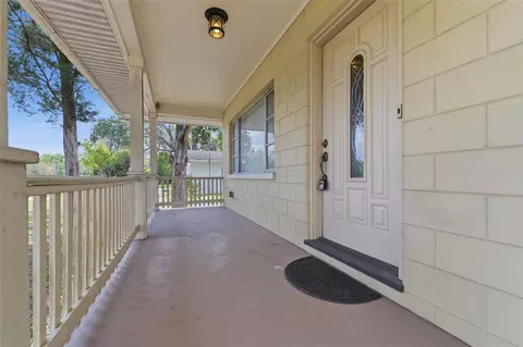 Exterior - 18749 Us Highway 41, Spring Hill, FL 34610 photo 4 of 8