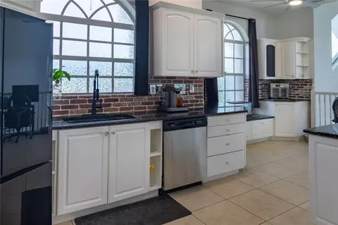 Kitchen - 6151 New Osprey Pt, Weeki Wachee, FL 34607 photo 4 of 8