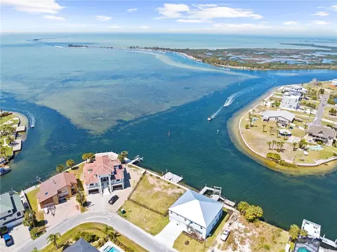 3387 Gulf Winds Cir, Hernando Beach, FL 34607 photo 15