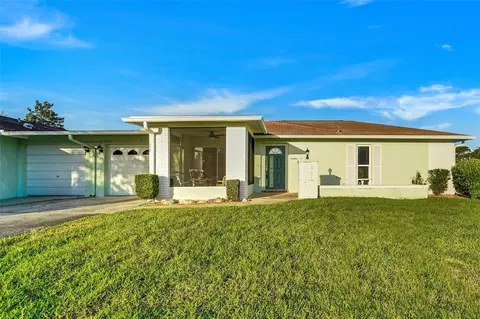 11340 Dollar Lake Dr #2, Port Richey, FL 34668