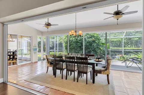 Dining - 1806 Kinsmere Dr, Trinity, FL 34655 photo 2 of 4