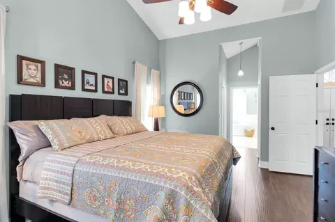 Bedroom - 1806 Kinsmere Dr, Trinity, FL 34655 photo 3 of 6