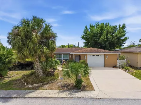 7140 Rockwood Dr, Port Richey, FL 34668