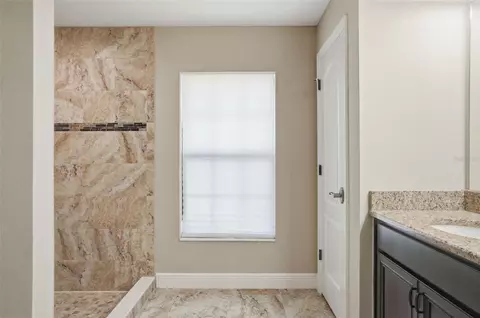 Bath - 4128 Everett Ave, Spring Hill, FL 34609 photo 3 of 6