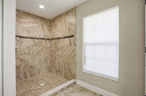 Bath - 4128 Everett Ave, Spring Hill, FL 34609 photo 4 of 6