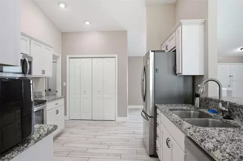 Kitchen - 4128 Everett Ave, Spring Hill, FL 34609 photo 2 of 6