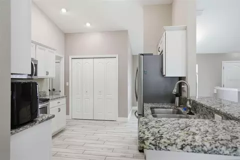 Kitchen - 4128 Everett Ave, Spring Hill, FL 34609 photo 6 of 6