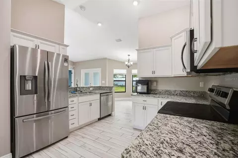Kitchen - 4128 Everett Ave, Spring Hill, FL 34609 photo 4 of 6