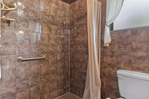 Bath - 3217 Abeline Rd, Spring Hill, FL 34608 photo 4 of 5