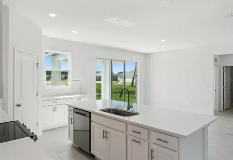 Kitchen - 4283 Darby Ct, Eustis, FL 32736 photo 1 of 4