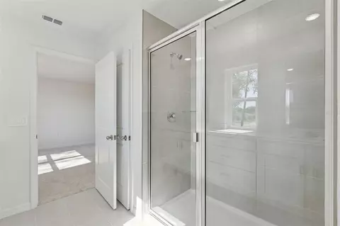 Bath - 4283 Darby Ct, Eustis, FL 32736 photo 1 of 4