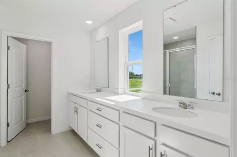 Bath - 4283 Darby Ct, Eustis, FL 32736 photo 2 of 4
