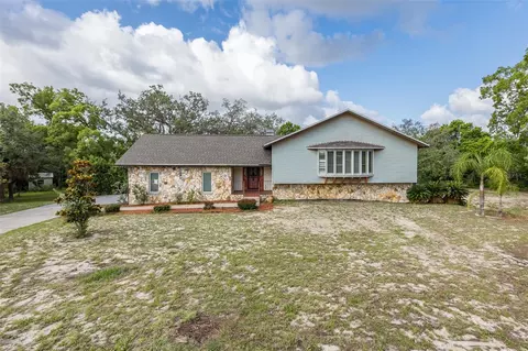 9947 Grove Dr, New Port Richey, FL 34654
