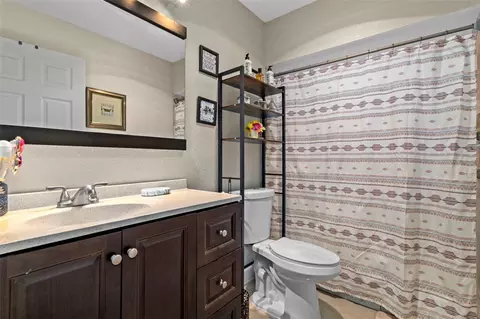 Bath - 7367 Gates Cir, Spring Hill, FL 34606 photo 1 of 2