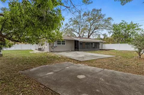 Exterior - 7367 Gates Cir, Spring Hill, FL 34606 photo 4 of 9