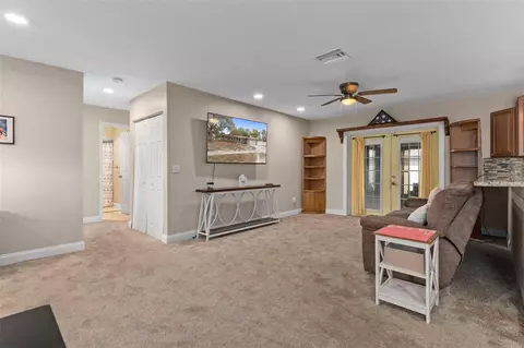 Living - 7367 Gates Cir, Spring Hill, FL 34606 photo 3 of 3