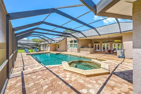 Exterior - 11939 Pasco Trails Blvd, Spring Hill, FL 34610 photo 4 of 8