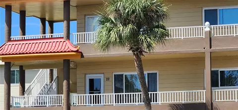 2402 Ecuadorian Way #22, Clearwater, FL 33763