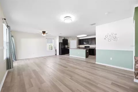 Living - 4269 Bramblewood Loop, Spring Hill, FL 34609 photo 2 of 3
