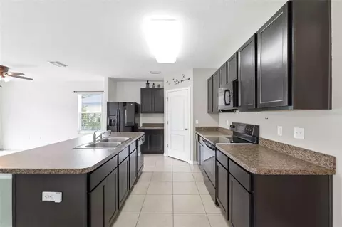 Kitchen - 4269 Bramblewood Loop, Spring Hill, FL 34609 photo 2 of 4