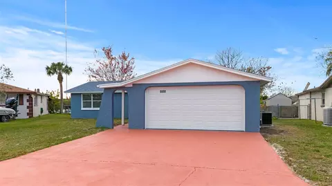 3332 Wilson Dr, Holiday, FL 34691