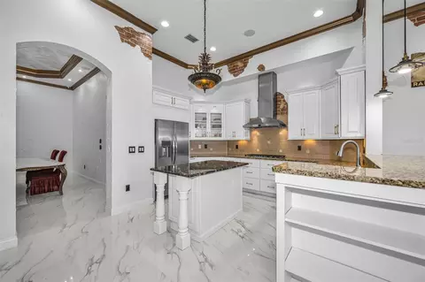 Kitchen - 10706 Ruffino Ct, Trinity, FL 34655 photo 2 of 8