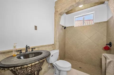 Bath - 10706 Ruffino Ct, Trinity, FL 34655 photo 7 of 8