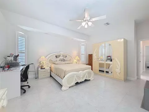 Bedroom - 1321 Valiant Ave, Spring Hill, FL 34608 photo 6 of 8