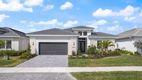 18225 Cresswind Ter, Lakewood Ranch, FL 34211