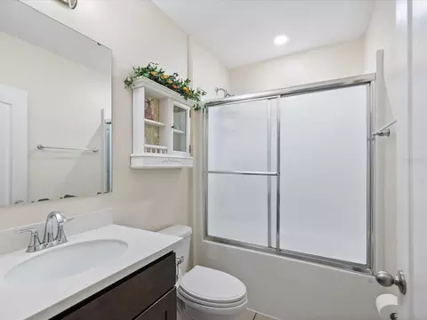 Bath - 13169 Santee St, Spring Hill, FL 34609 photo 2 of 7