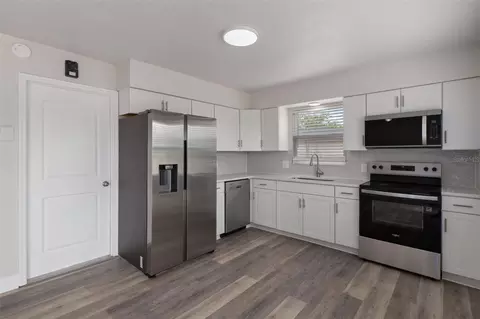 Kitchen - 13208 Siam Dr, Spring Hill, FL 34609 photo 1 of 2