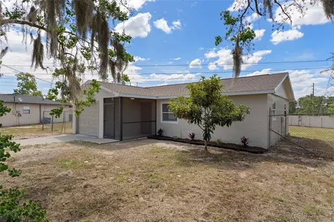 Exterior - 13208 Siam Dr, Spring Hill, FL 34609 photo 2 of 5