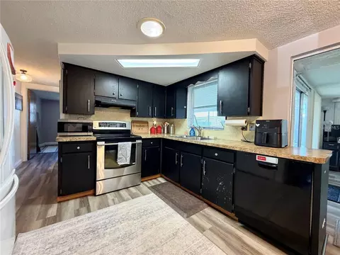 Kitchen - 3118 Elkridge Dr, Holiday, FL 34691 photo 1 of 3