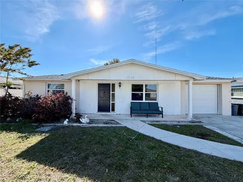 3118 Elkridge Dr, Holiday, FL 34691