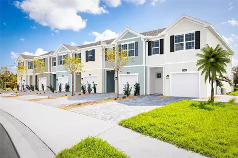 1259 Pineywood Field Dr, Davenport, FL 33837