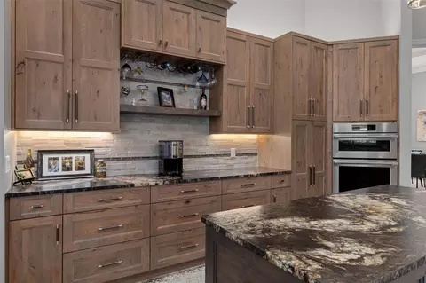 Kitchen - 3975 N Grayhawk Loop, Lecanto, FL 34461 photo 5 of 8