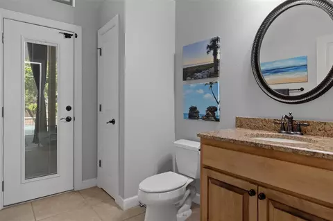 Bath - 3975 N Grayhawk Loop, Lecanto, FL 34461 photo 1 of 6
