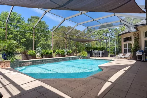 Exterior - 3975 N Grayhawk Loop, Lecanto, FL 34461 photo 6 of 18